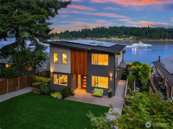 3154 Point White Drive Ne, Bainbridge Island, WA 98110