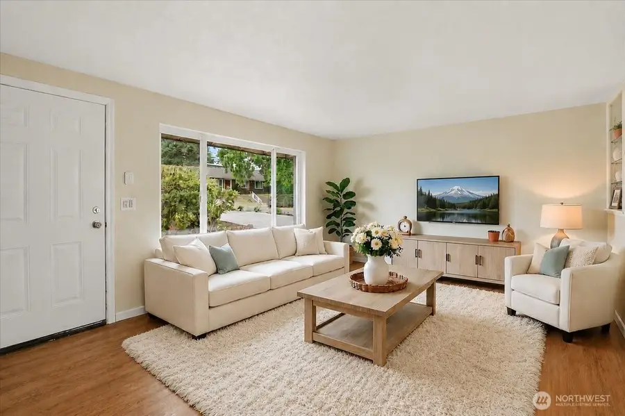 851 Pierce Avenue Ne, Renton, WA 98056 - #3