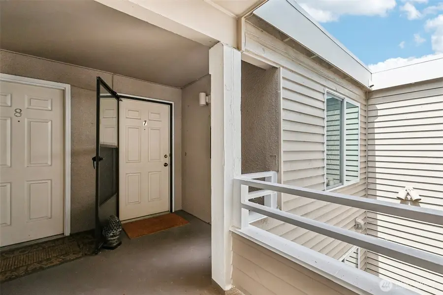 11430 99th Place Ne #7, Kirkland, WA 98033 - #2