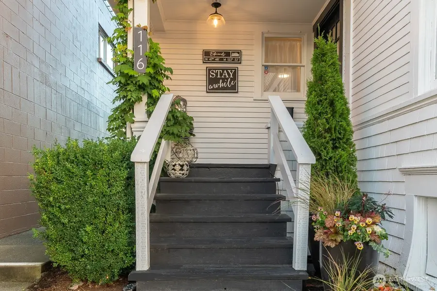 116 4th Avenue N, Edmonds, WA 98020 - #2