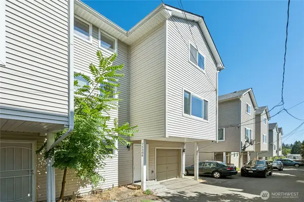 7530 43rd Avenue S #B, Seattle, WA 98118