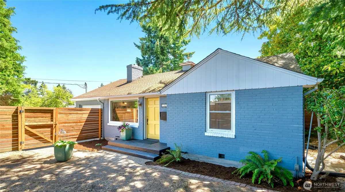 3741 SW 106th Street, Seattle, WA 98146 - #1