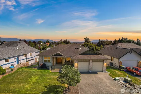 2561 Lakeridge Drive, Ferndale, WA 98248