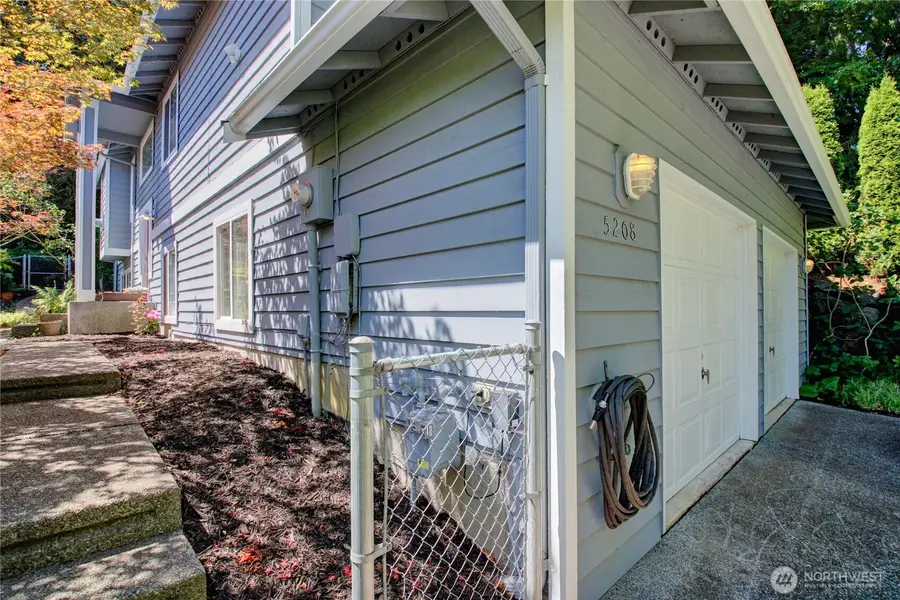5208 213th Place Sw, Mountlake Terrace, WA 98043 - #2