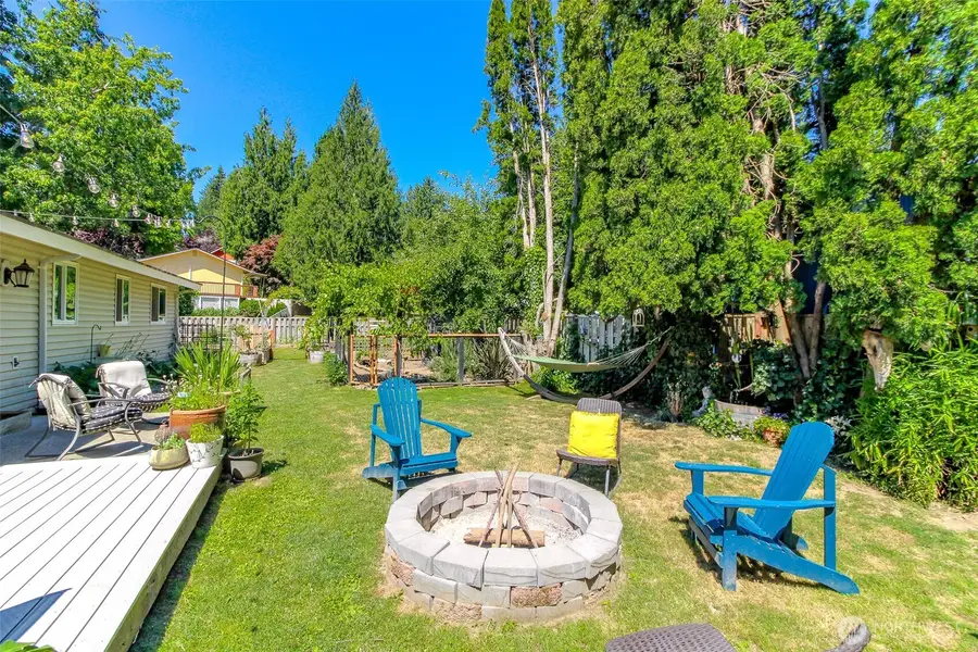 737 NW Firglade Drive, Bremerton, WA 98311 - #3