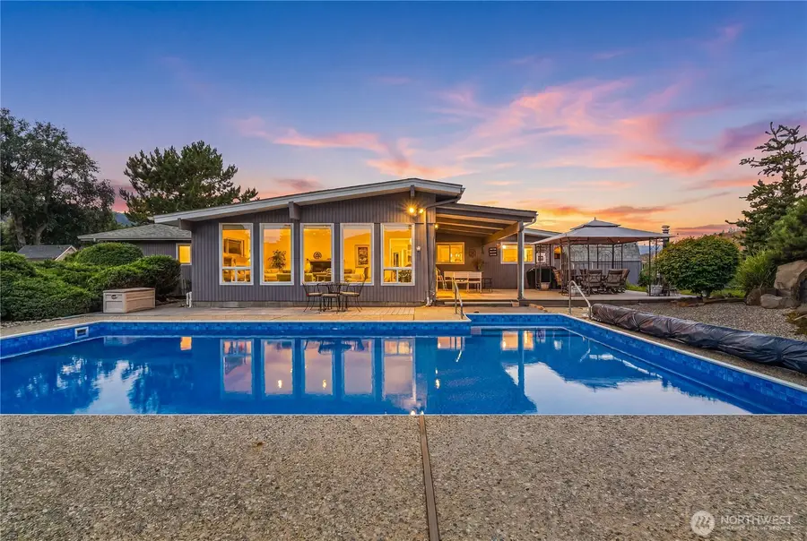 221 Olive Street, Cashmere, WA 98815 - #2