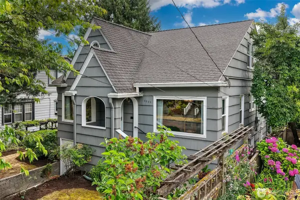 6249 30th Avenue Ne, Seattle, WA 98115