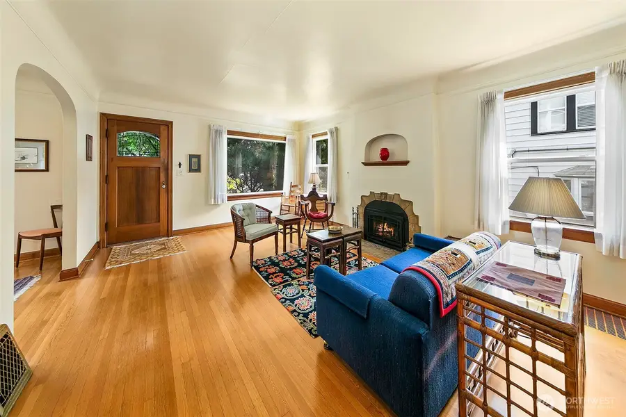 6249 30th Avenue Ne, Seattle, WA 98115 - #2