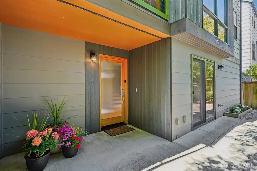9423 Roosevelt Way Ne, Seattle, WA 98115 - #2