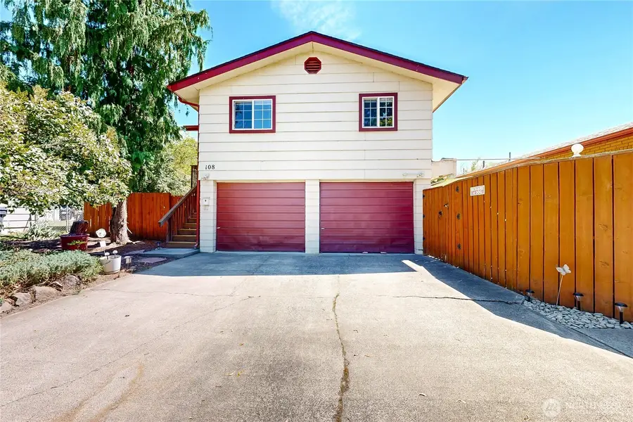 301 NE A Street #1,2,3, College Place, WA 99324 - #2