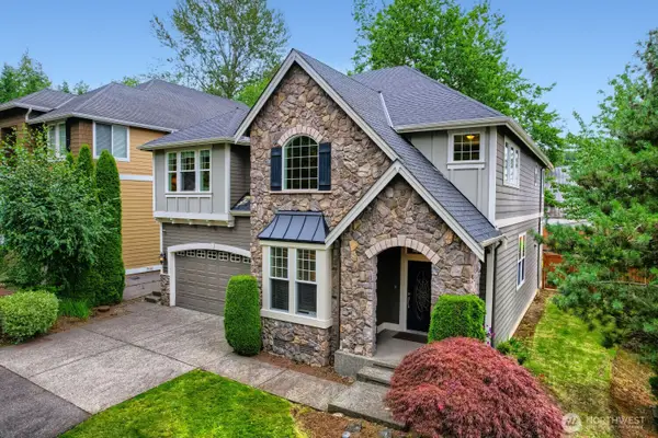 1001 S 38th Court, Renton, WA 98055