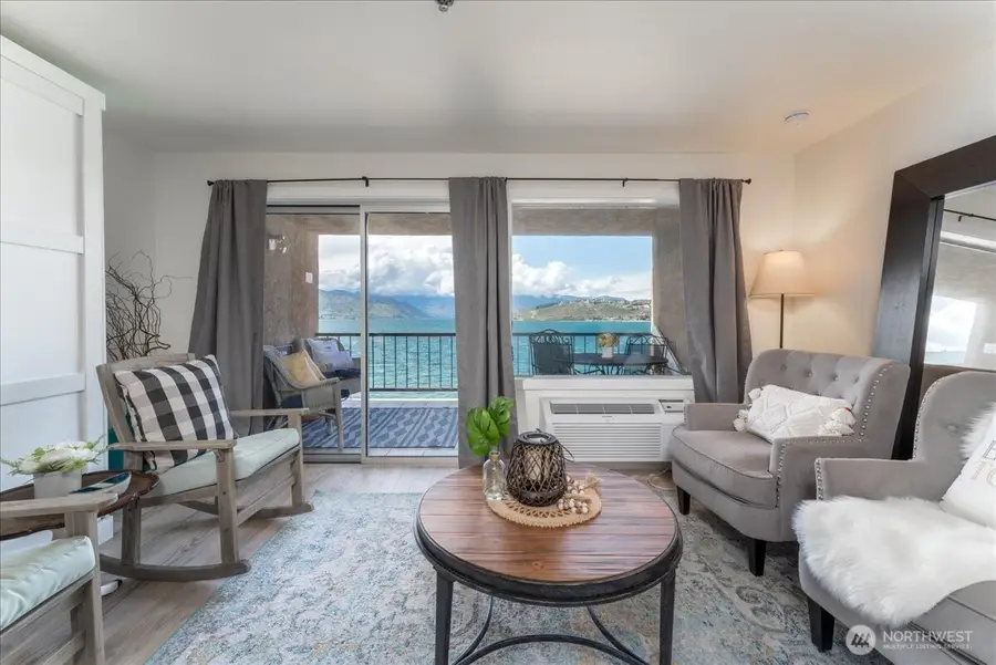 322 W Woodin 301 & 301a Avenue, Chelan, WA 98816 - #3