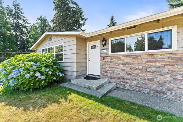 2019 SW 317th Place, Federal Way, WA 98023