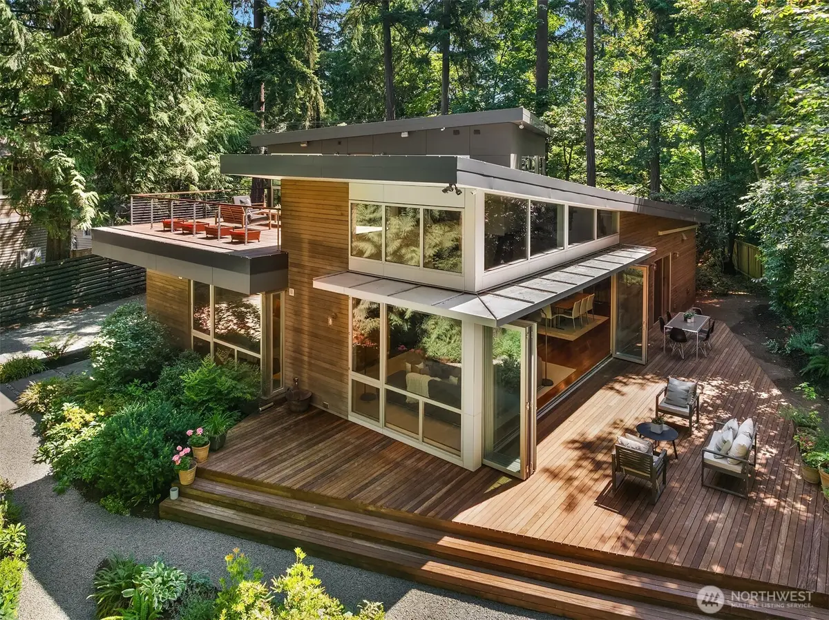 2716 107th Avenue Se, Beaux Arts Village, WA 98004 - #1