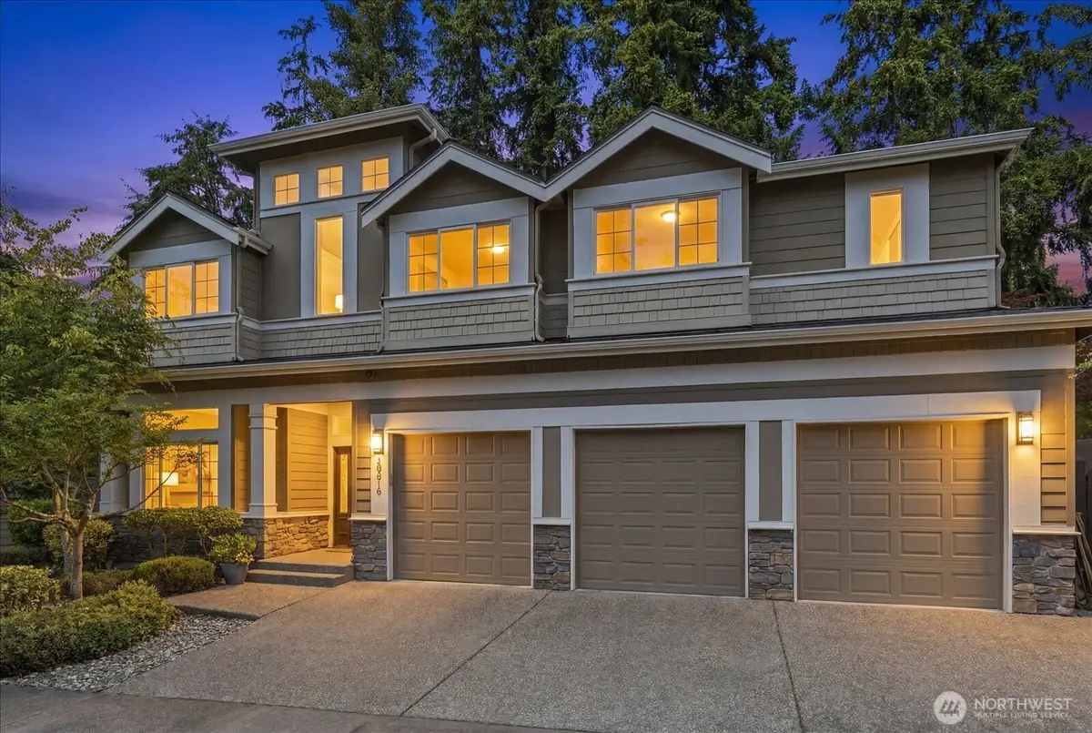 20010 8th Avenue Nw, Shoreline, WA 98177 - #1