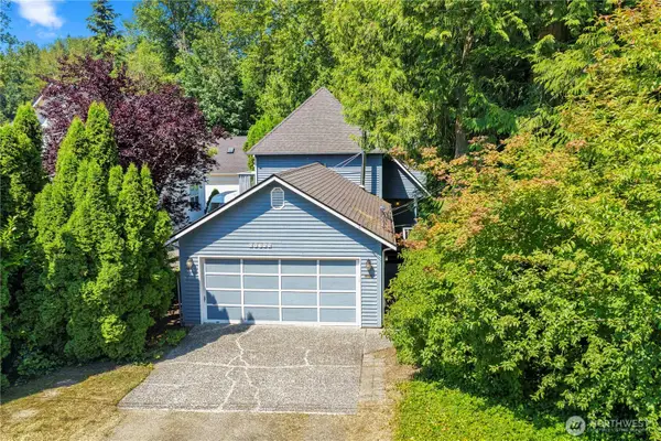 23822 35th Avenue W, Brier, WA 98036