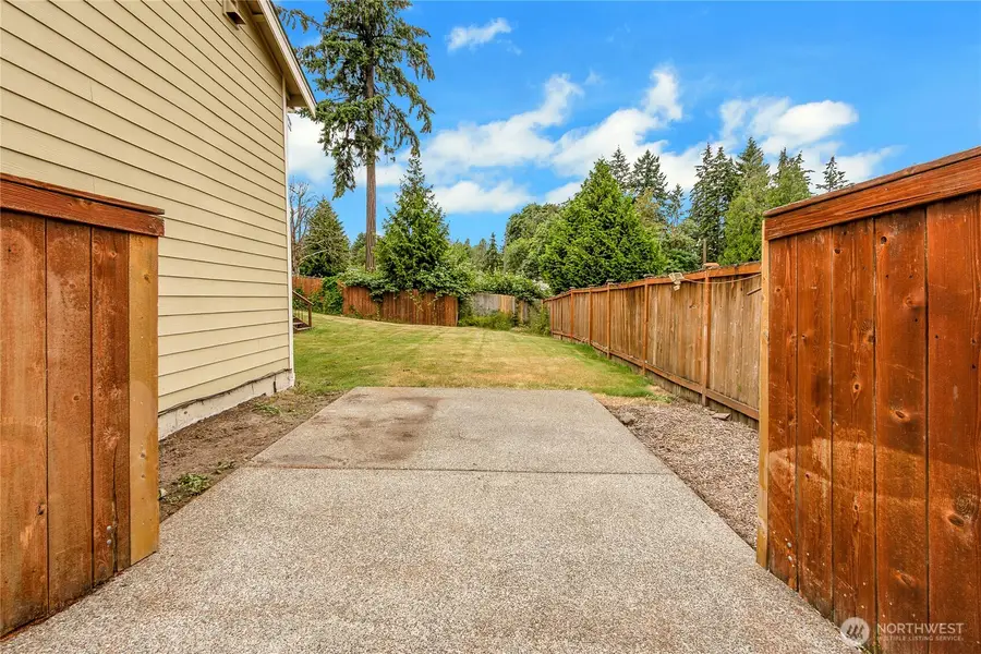 6423 3rd Street Ct E, Fife, WA 98424 - #2