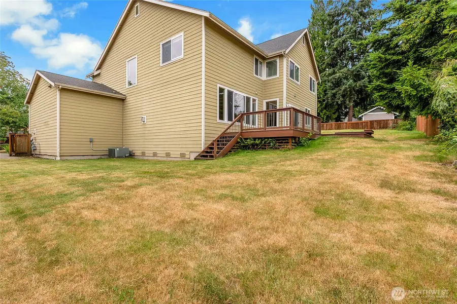 6423 3rd Street Ct E, Fife, WA 98424 - #3