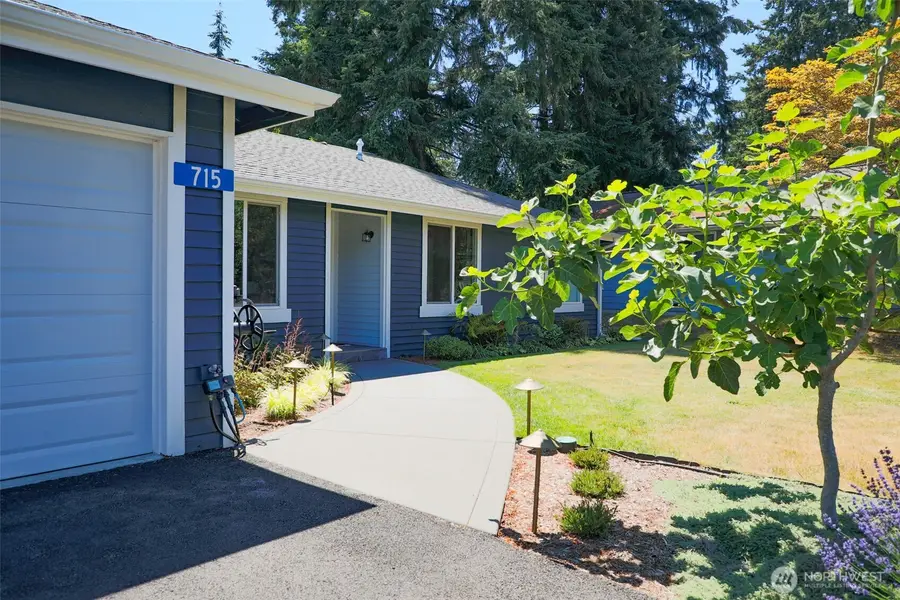 715 NE Redbud Lane, Bremerton, WA 98311 - #2
