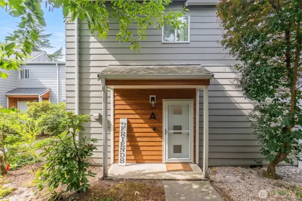 8442 26th Avenue Sw #A, Seattle, WA 98106