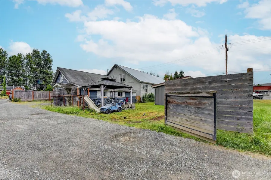 112 Cascade Avenue, Granite Falls, WA 98525 - #3