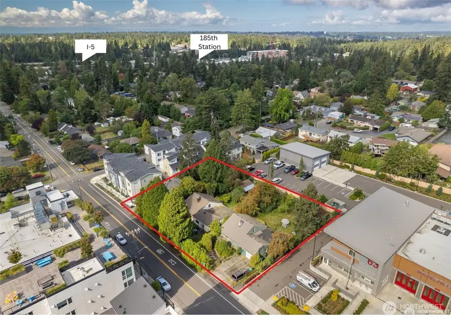 1216 NE 180th Street #1, Shoreline, WA 98155 - #3