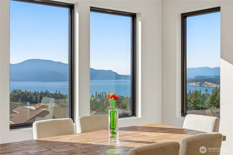 3923 Rockridge Parkway, Anacortes, WA 98221 - #2