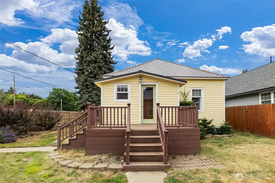 702 Lincoln Avenue, South Cle Elum, WA 98943 - #3