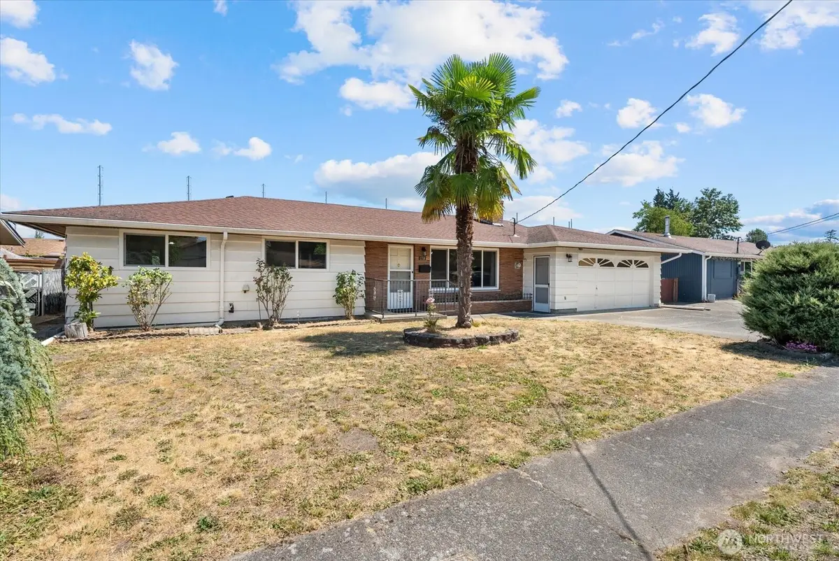 1718 G Street Se, Auburn, WA 98002 - #1