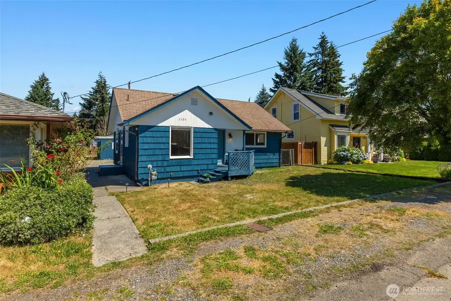 2205 Columbia Ave, Everett, Wa, Everett, WA 98203 - #2