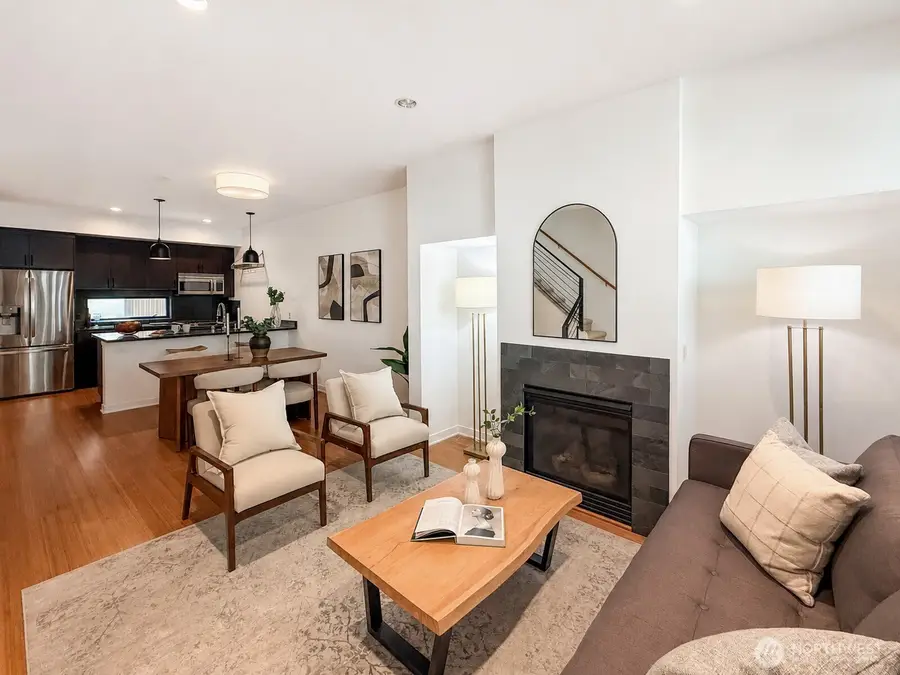 4917 39th Avenue S, Seattle, WA 98118 - #2