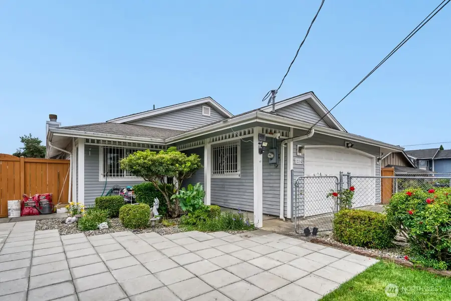 1216 S 80th Street, Tacoma, WA 98408 - #2