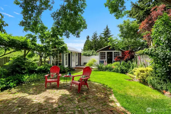 4229 46th Avenue S, Seattle, WA 98118