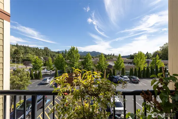 700 32nd Street #A302, Bellingham, WA 98225