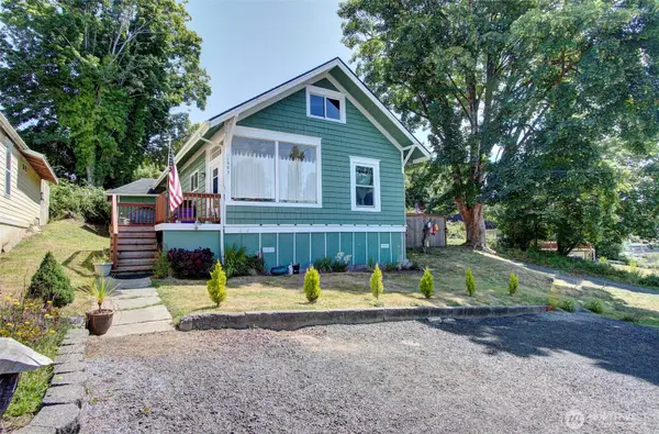 1503 First Street W, South Bend, WA 98586