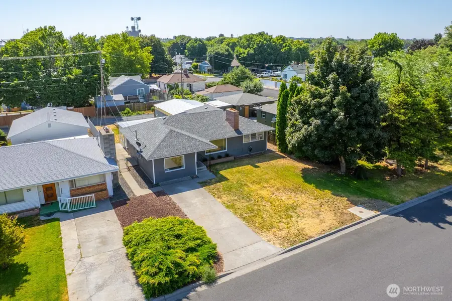 36 F Street Sw, Ephrata, WA 98823 - #2
