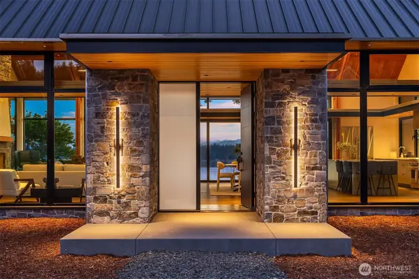 6620 NE Seabold Road, Bainbridge Island, WA 98110