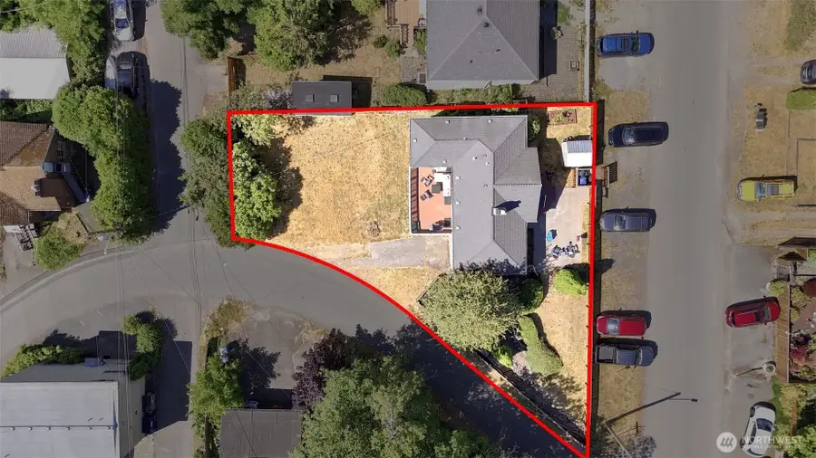 9725 Phinney Avenue N, Seattle, WA 98103 - #3