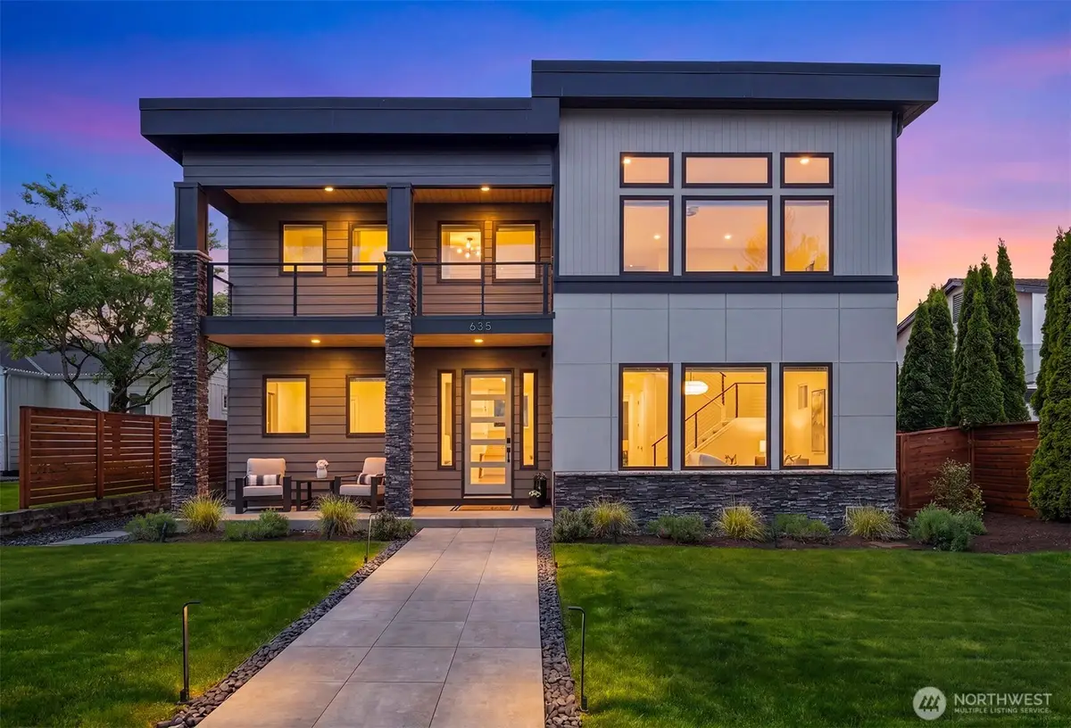 635 17th Avenue W, Kirkland, WA 98033 - #1