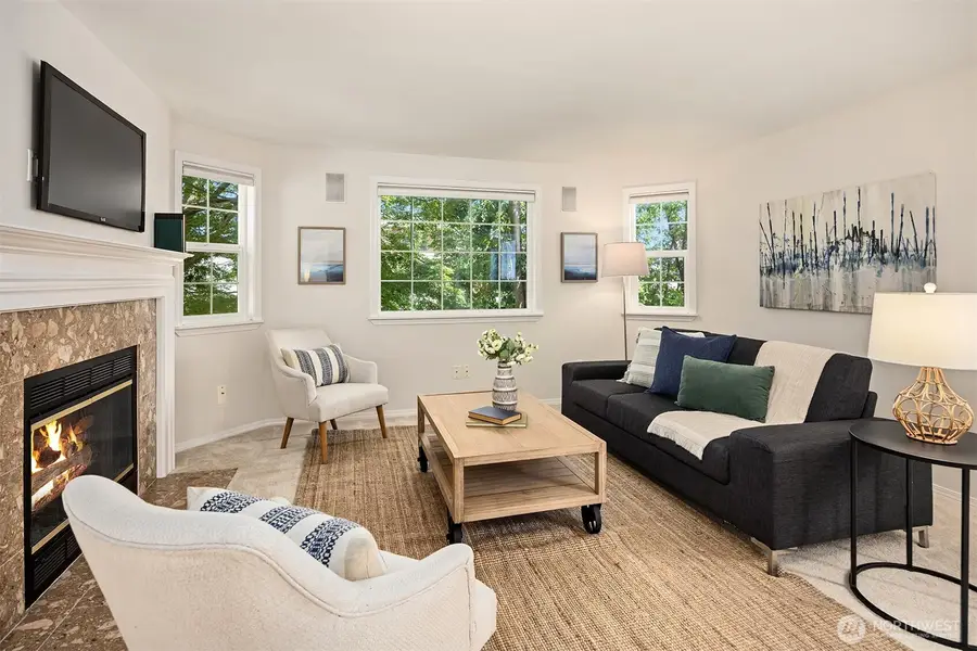 8347 9th Avenue Nw, Seattle, WA 98117 - #3