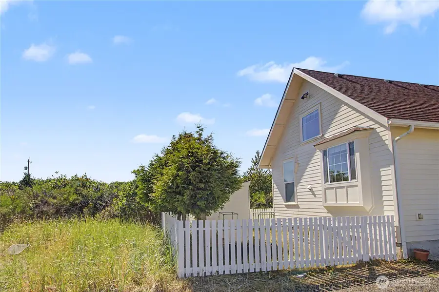 493 Ocean Spray St Sw #A, Ocean Shores, WA 98569 - #3