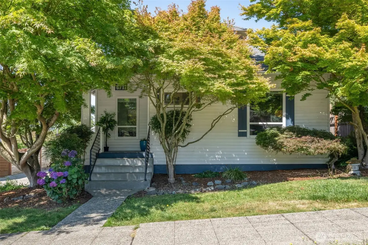 6717 26th Avenue Nw, Seattle, WA 98117 - #1
