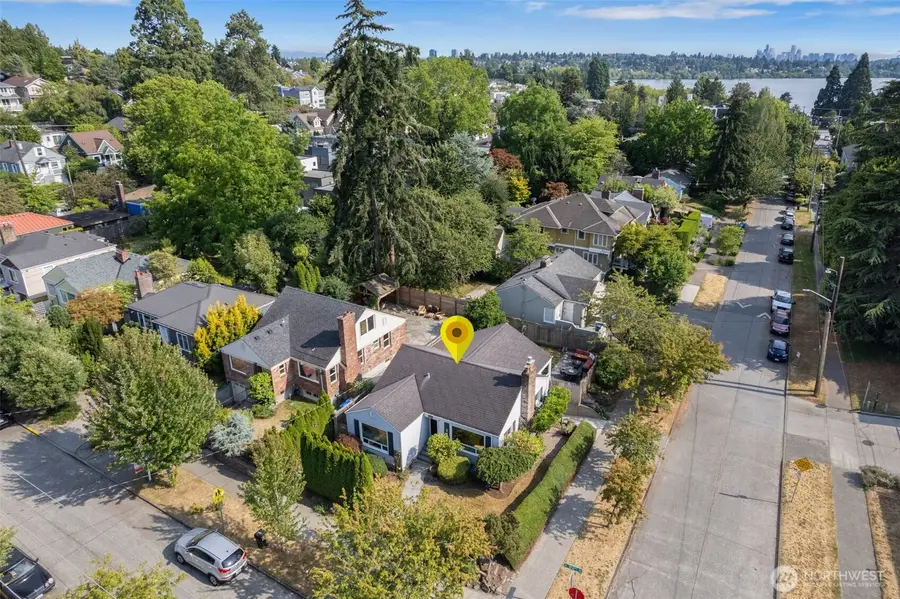 1701 N 82nd Street, Seattle, WA 98103 - #2