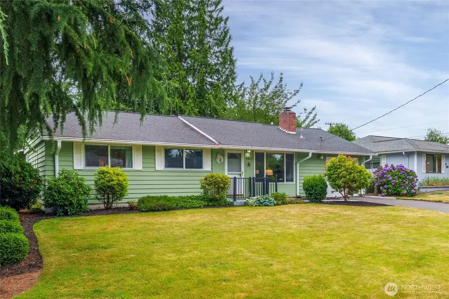8811 187th Street Ne, Bothell, WA 98011 - #2