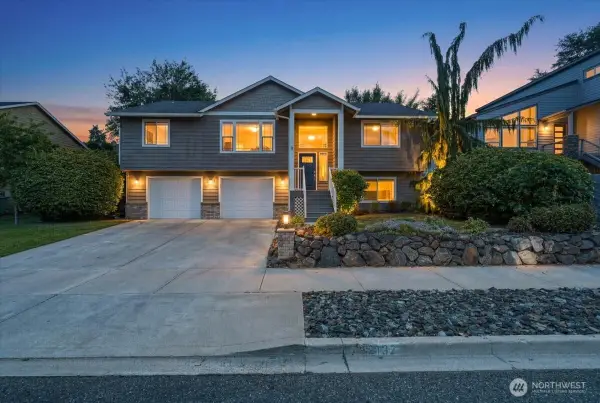 2132 W Honeysett Road, Wenatchee, WA 98801