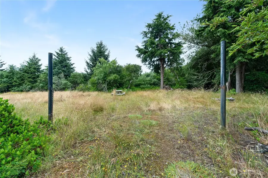 521 Point Brown Avenue Sw, Ocean Shores, WA 98569 - #3