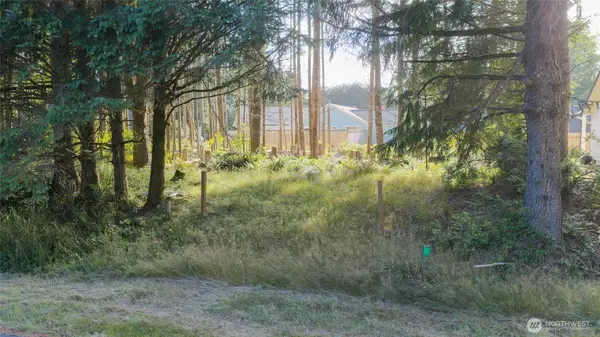 119 Olympic View Avenue Ne #32, Ocean Shores, WA 98569