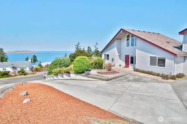 332 Lupine Drive, Sequim, WA 98382
