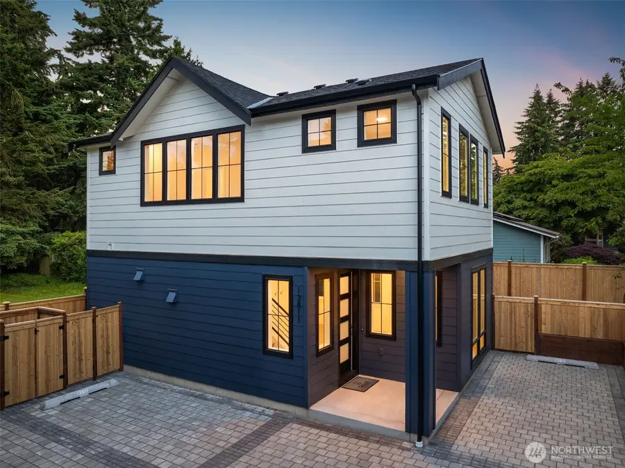 13811 84th Lane Ne, Kirkland, WA 98034 - #2