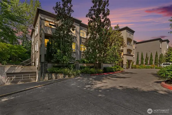 10398 NE 17 Street #204, Bellevue, WA 98004
